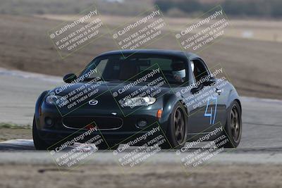 media/Oct-19-2025-Speed Ventures (Sun) [[a6e7fe67be]]/Purple/Session 2 (Outside Grapevine)/